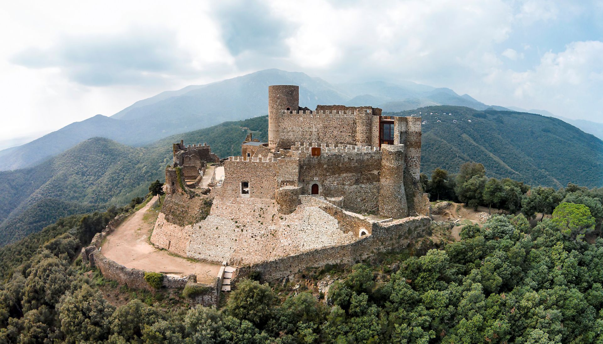 Castell de Montsoriu